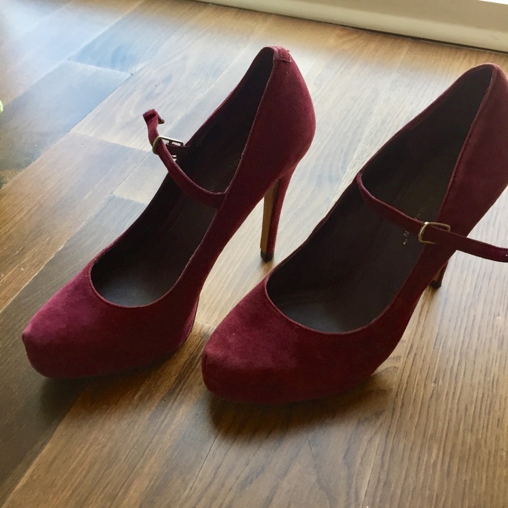 BCBG Burgundy Heels